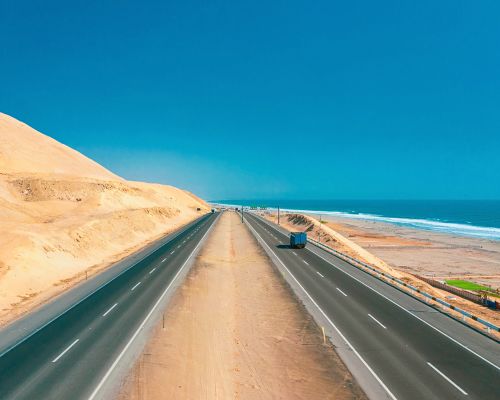 Road from Lima to Huacachina Oasis next to the Pacific Ocean
