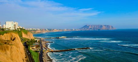 Visiting the Neighbourhood of Miraflores in Lima.