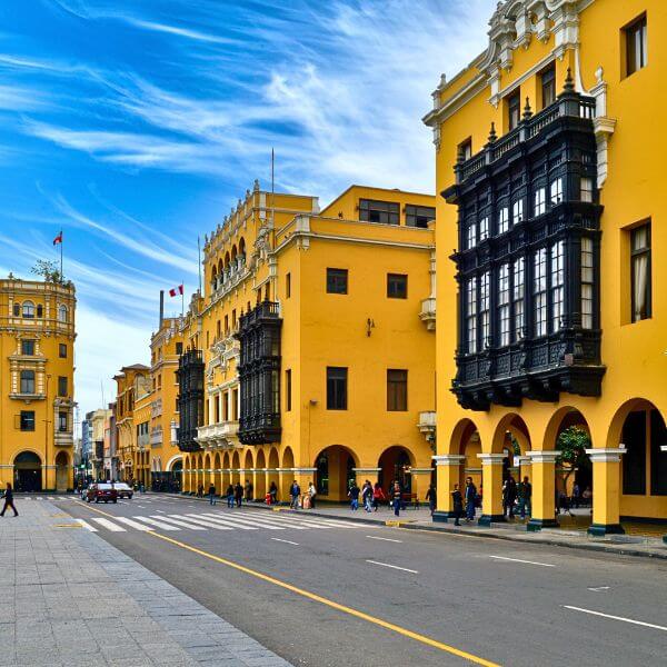 Visiting the streets of Lima.