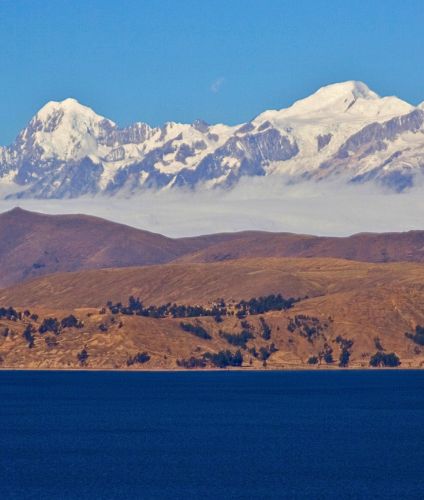 Visit to the Lake Titicaca.
