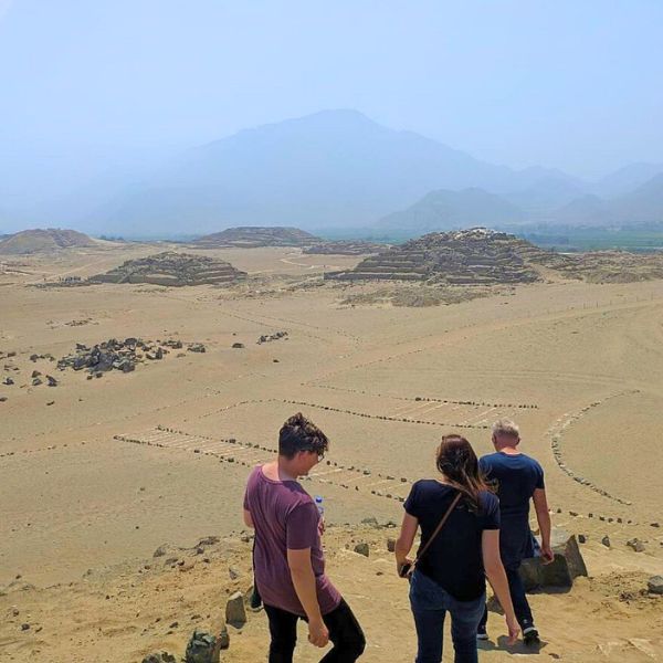Exploring the Old City of Caral.