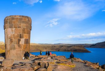 Tour to the Sillustani Burial Towers in Puno