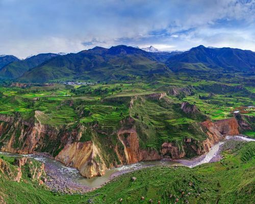Colca Canyon Tour and Trip to Puno