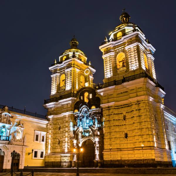 Vistit to the of San Francisco Church of Lima By Night.