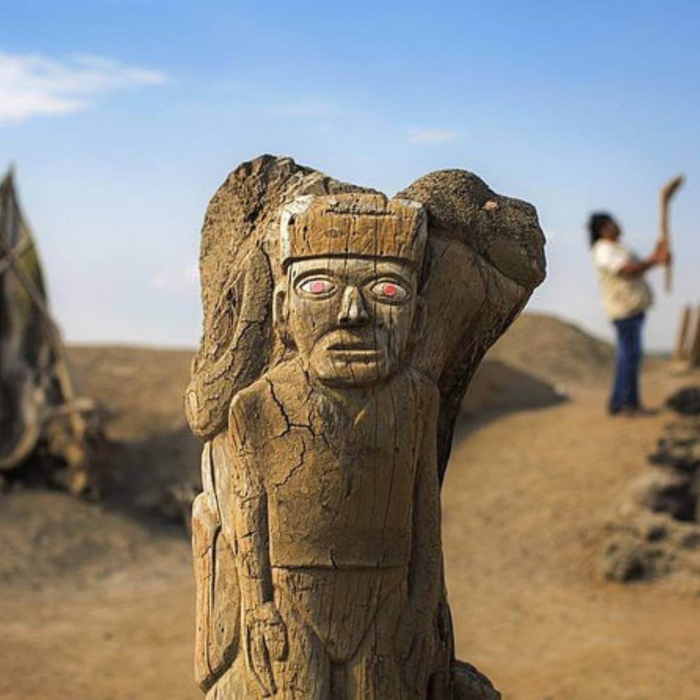El Brujo Archaeological Complex in Trujillo with the Huaca Cao Viejo pyramid and ceremonial temple on the El Brujo Complex Tour