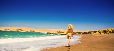 Paracas Reserve Red Beach on Paracas Huacachina Nazca Lines Tour